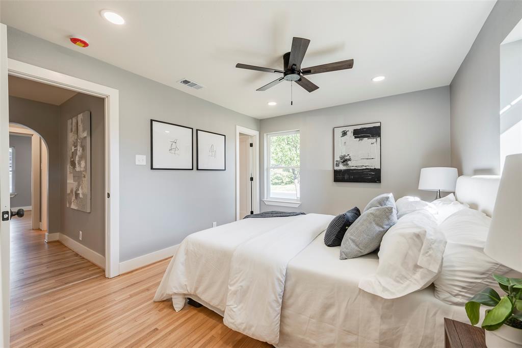 3017 San Medina Avenue, Dallas, TX 75228