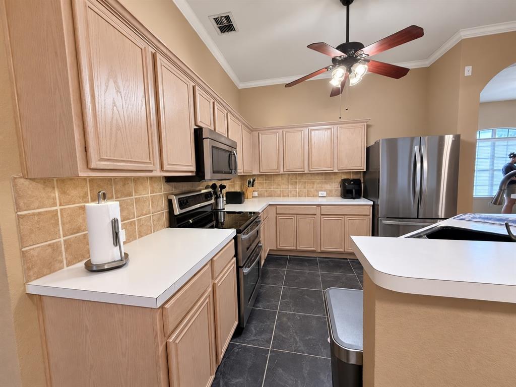 6252 Dark Forest Drive, McKinney, TX 75070