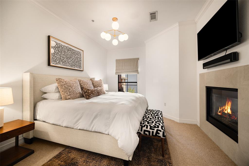 8616 Turtle Creek Boulevard, #516, Dallas, TX 75225