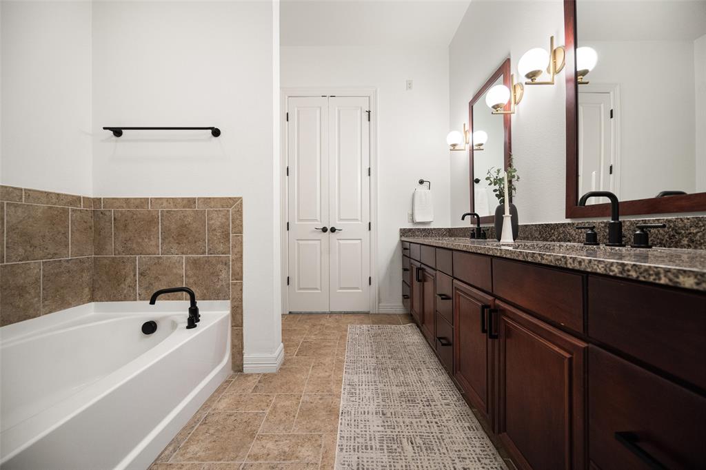 8616 Turtle Creek Boulevard, #516, Dallas, TX 75225