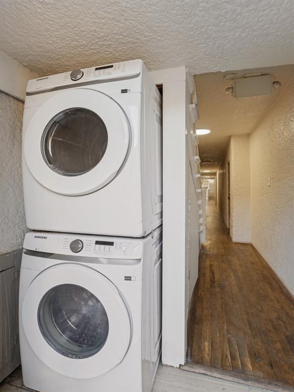 Free onsite community laundry