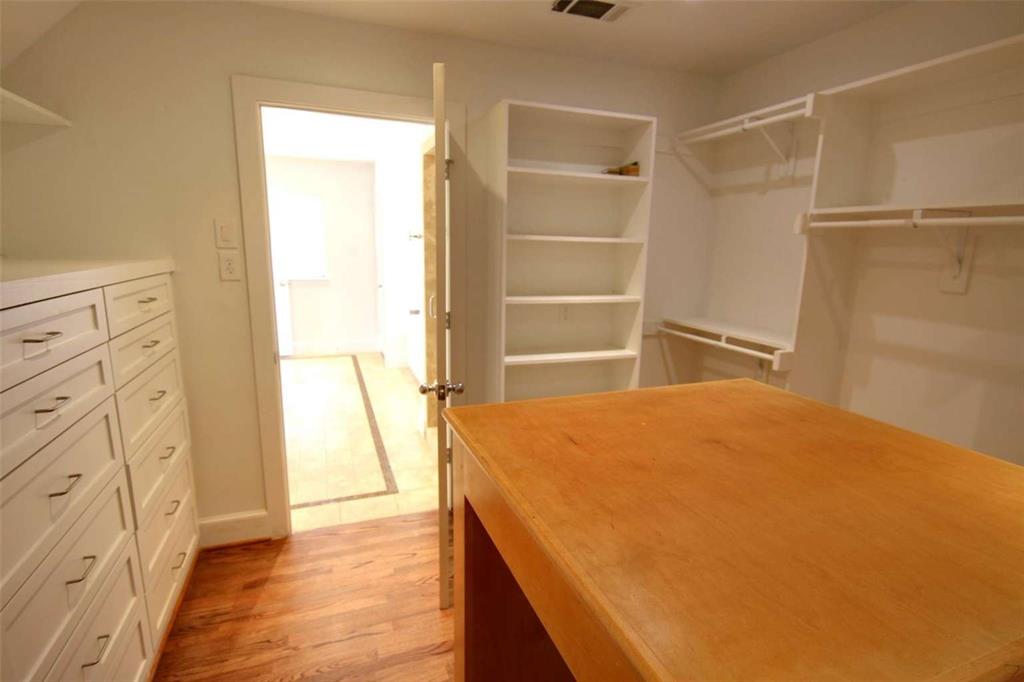 7614 Azalea Lane, Dallas, TX 75230