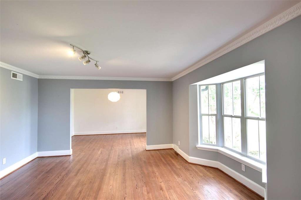 7614 Azalea Lane, Dallas, TX 75230