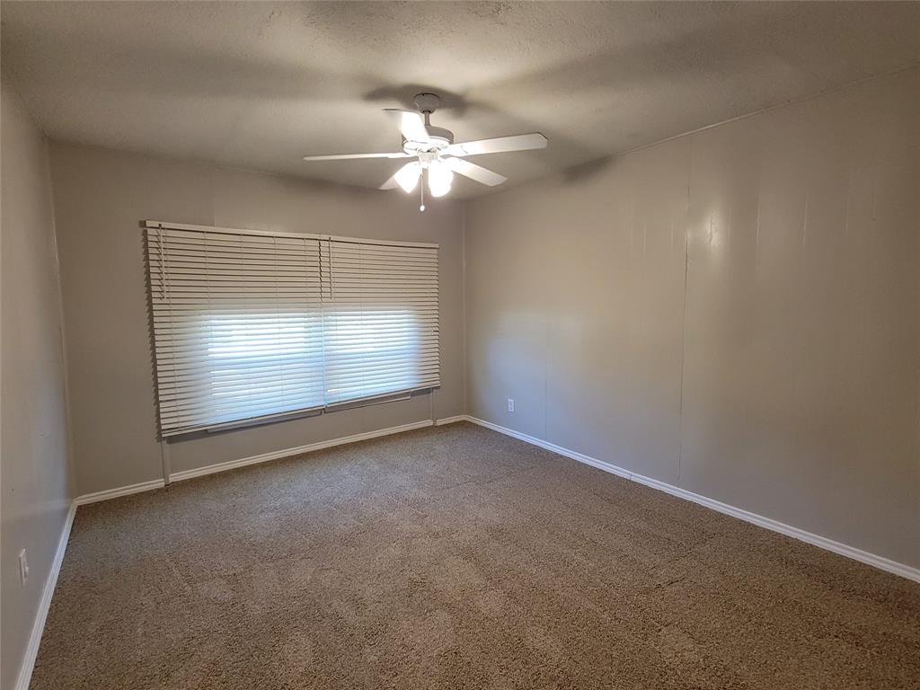 1311 Crestridge Drive, Mesquite, TX 75149