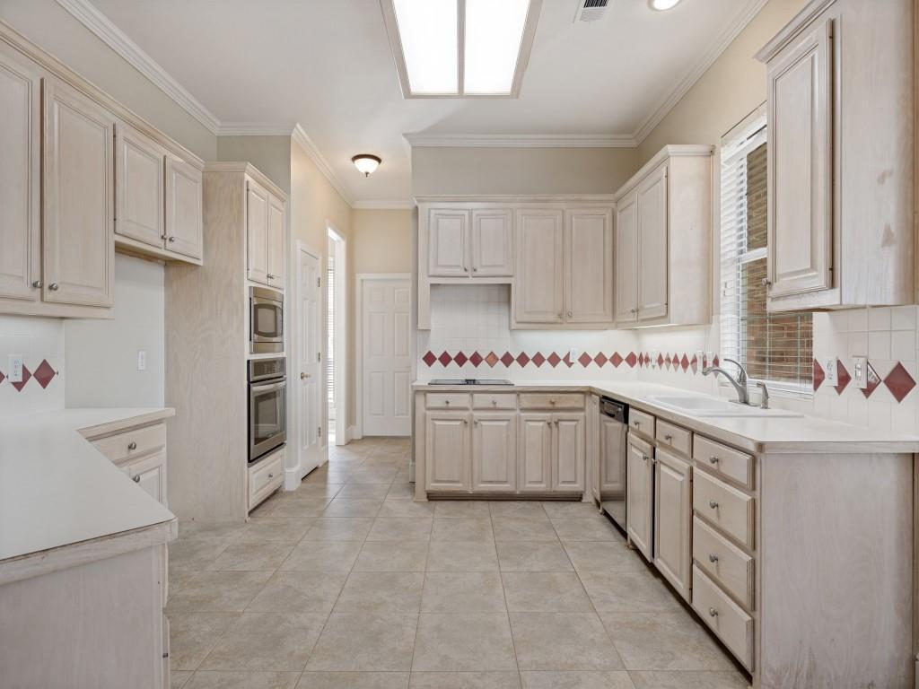 6409 Essex Lane, Plano, TX 75024