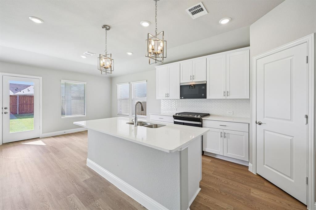 3805 High Valley Drive, Princeton, TX 75071