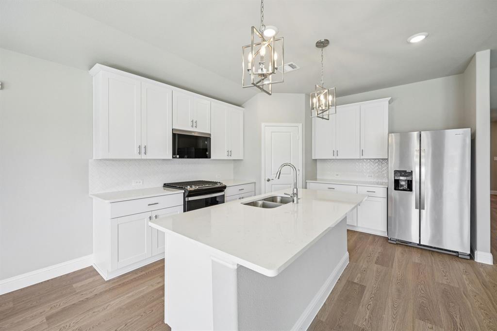 3805 High Valley Drive, Princeton, TX 75071