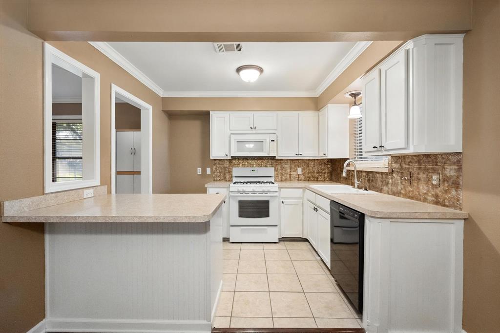 1606 Ridge Court, Midlothian, TX 76065