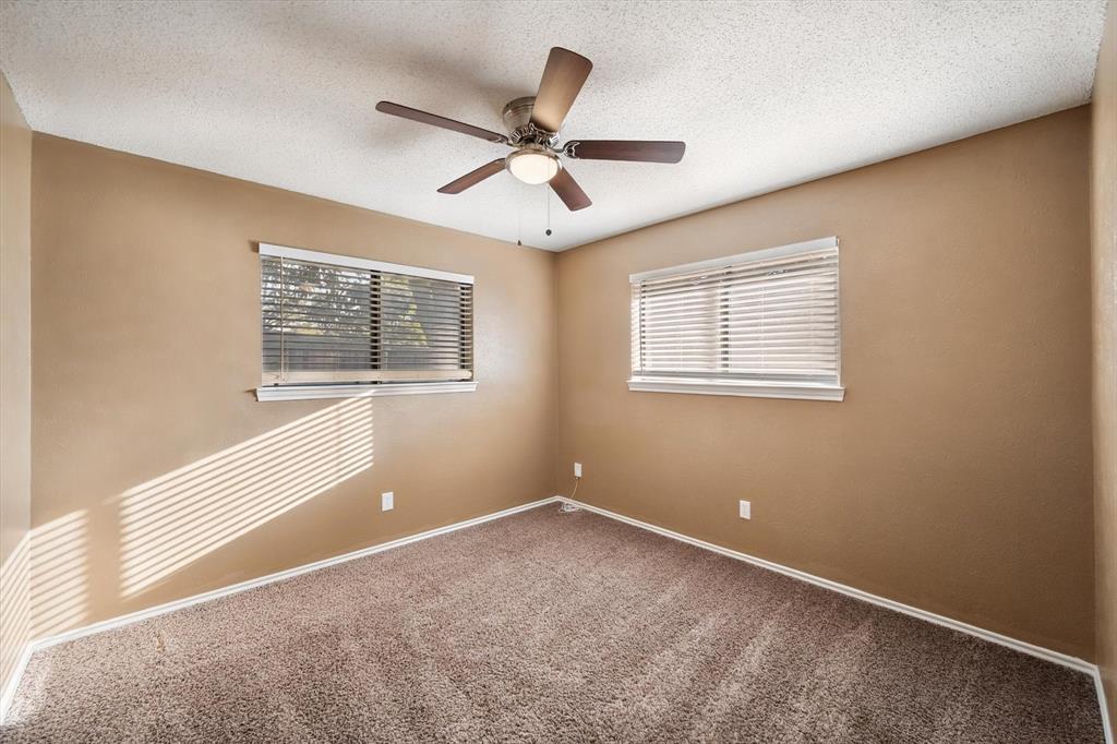 1606 Ridge Court, Midlothian, TX 76065