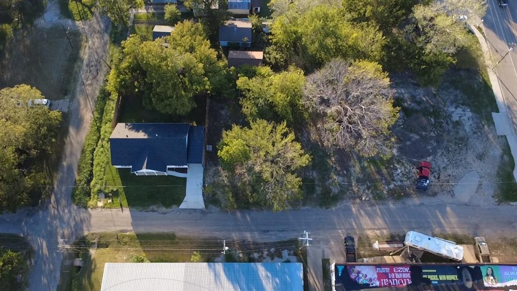 130 S Manson Street, Wolfe City, TX 75496 130 S Manson Street, Wolfe City, TX 75496