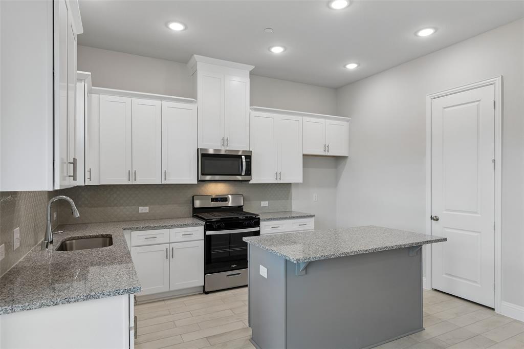 Representative Photo - Not Actual Home * Representative Photo - Not Actual Home *
