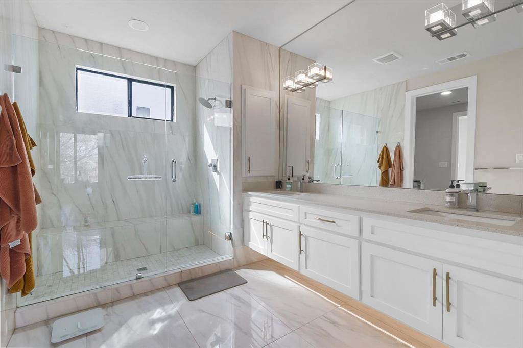 4526 Deere Street, #204, Dallas, TX 75204