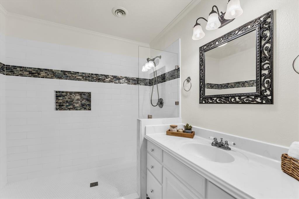 1013 Fairway Road, Woodway, TX 76712