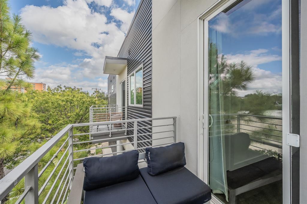 4545 Bowser Avenue, #203, Dallas, TX 75219