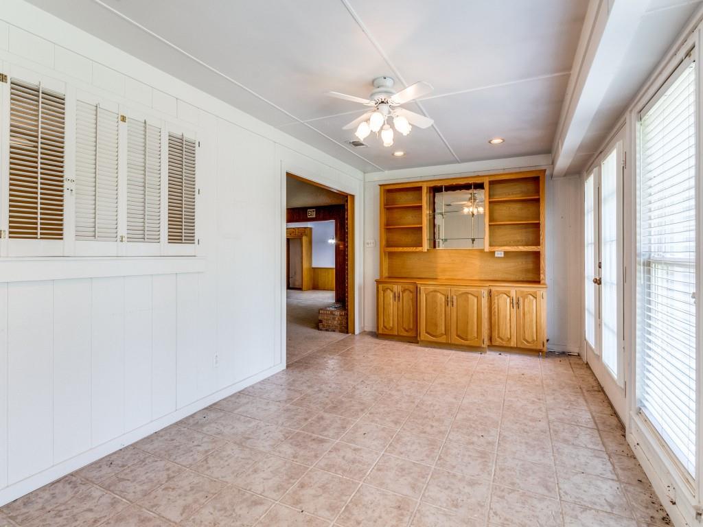 Unfurnished room featuring plenty of natural light, ceiling fan, recessed lighting, and light tile patterned floors