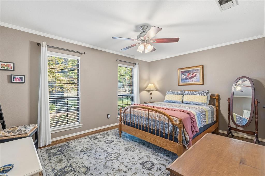 824 Parkhaven Drive, Mesquite, TX 75149