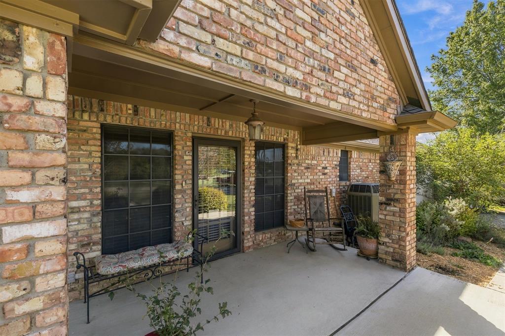 824 Parkhaven Drive, Mesquite, TX 75149