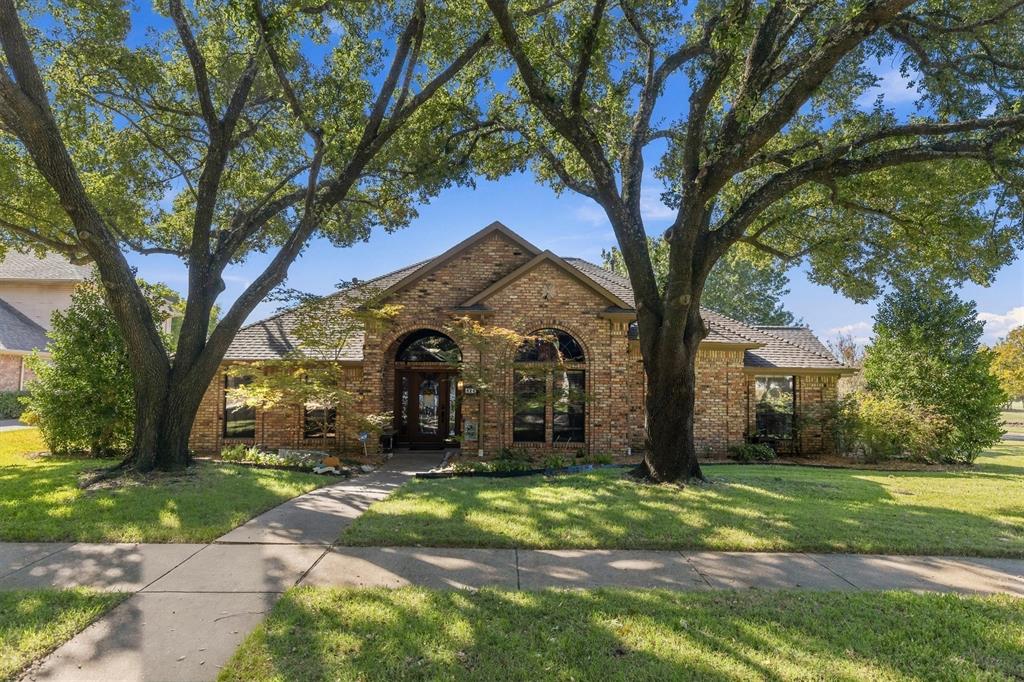 824 Parkhaven Drive, Mesquite, TX 75149
