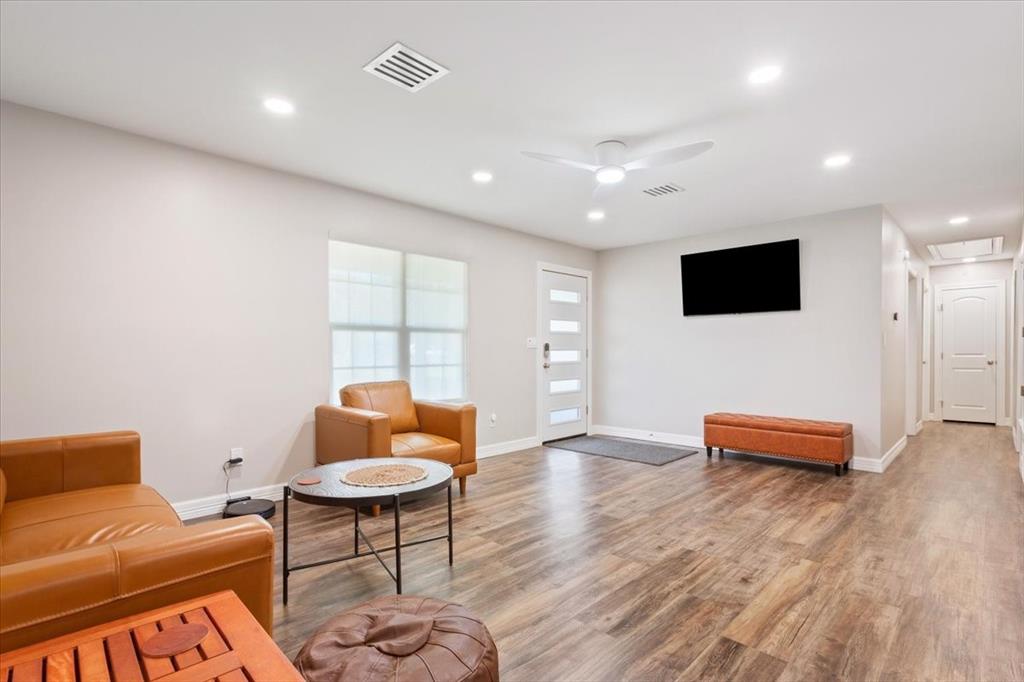 1201 Forrest Street, Waco, TX 76704 1201 Forrest Street, Waco, TX 76704