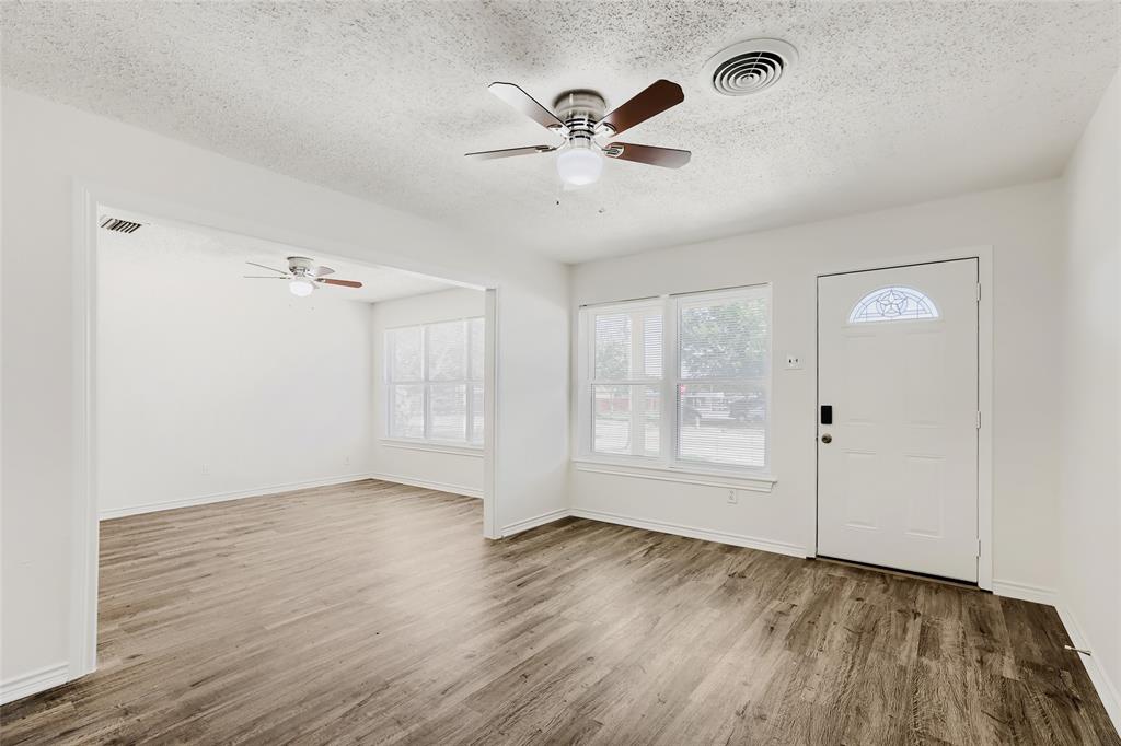 2609 Harvard Street N, Irving, TX 75062