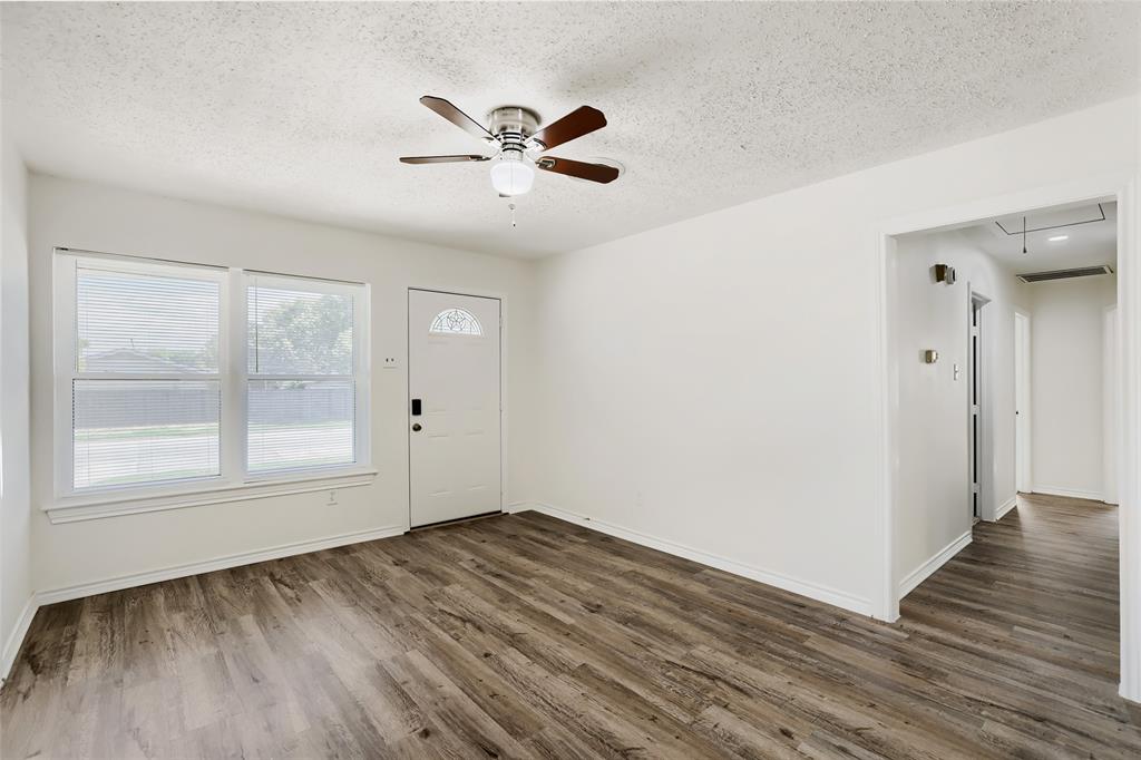 2609 Harvard Street N, Irving, TX 75062