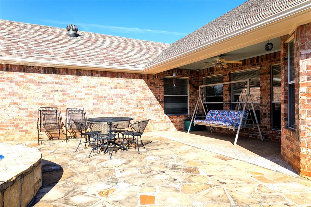 12987 County Road 452, Lindale, TX 75771