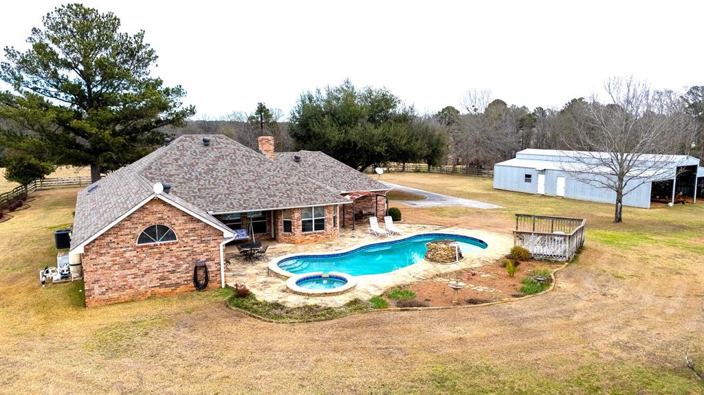 12987 County Road 452, Lindale, TX 75771