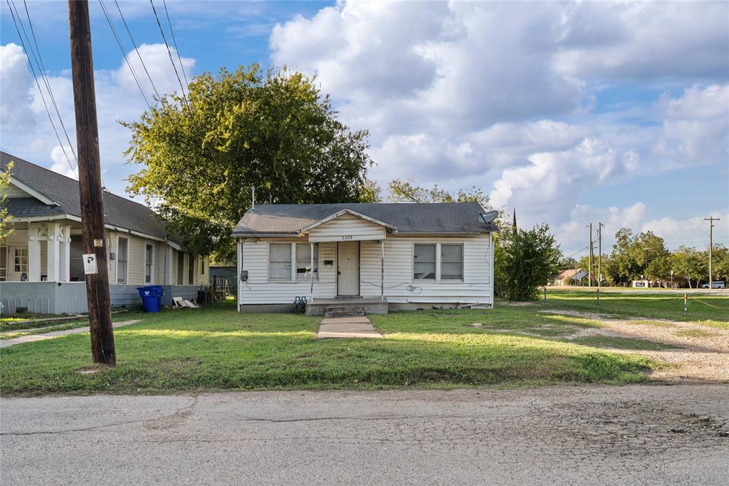 2209 Cleveland Avenue, Waco, TX 76706