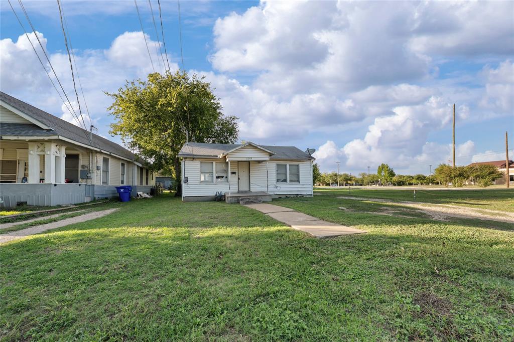 2209 Cleveland Avenue, Waco, TX 76706