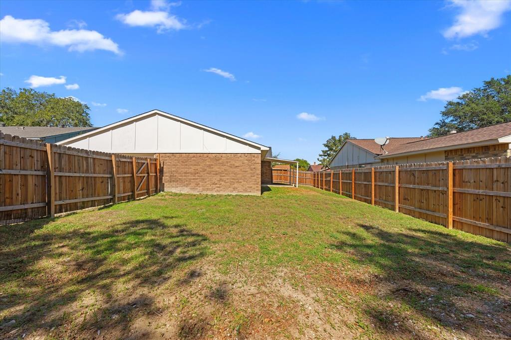 7310 Flameleaf Place, Dallas, TX 75249