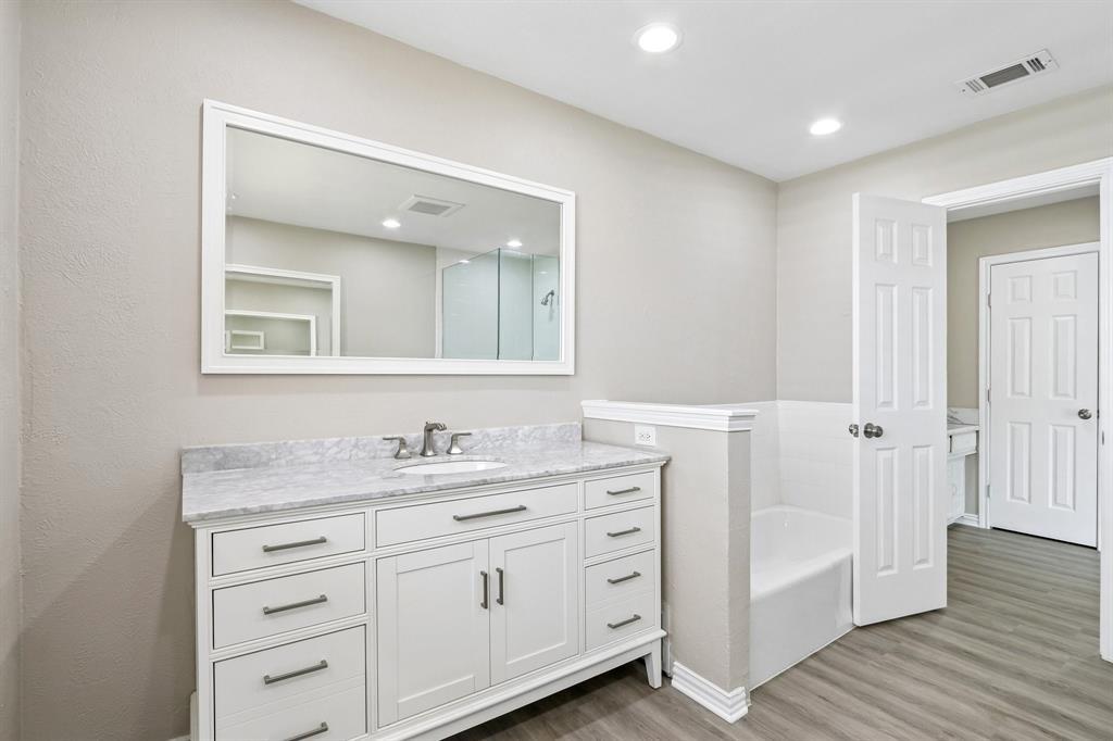 2840 Meadowbrook Drive, Plano, TX 75075