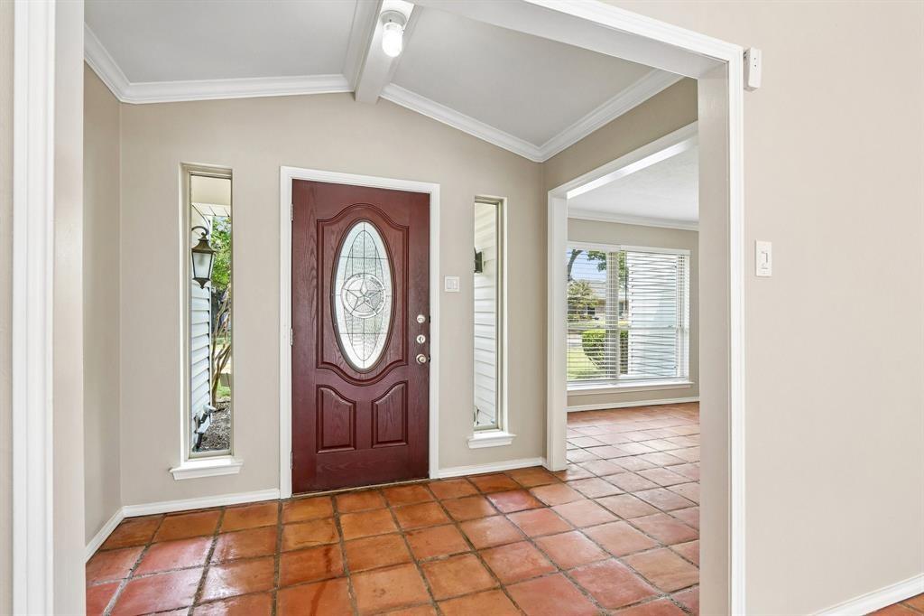 2840 Meadowbrook Drive, Plano, TX 75075 2840 Meadowbrook Drive, Plano, TX 75075