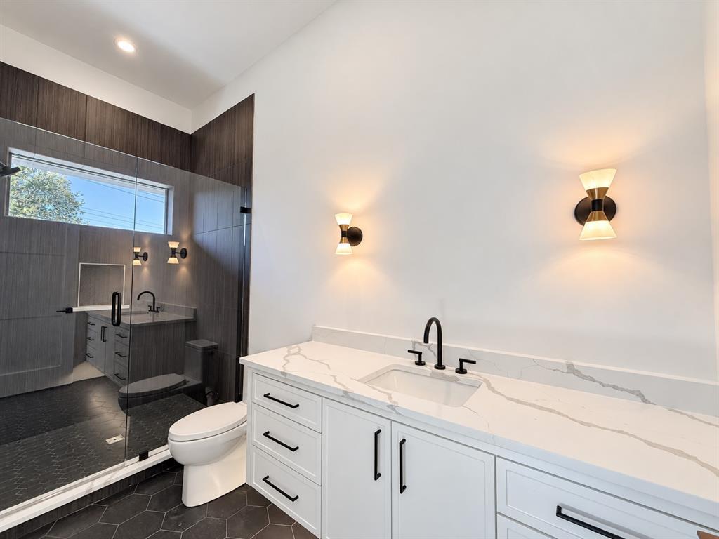 3624 N Fitzhugh Avenue, Dallas, TX 75204