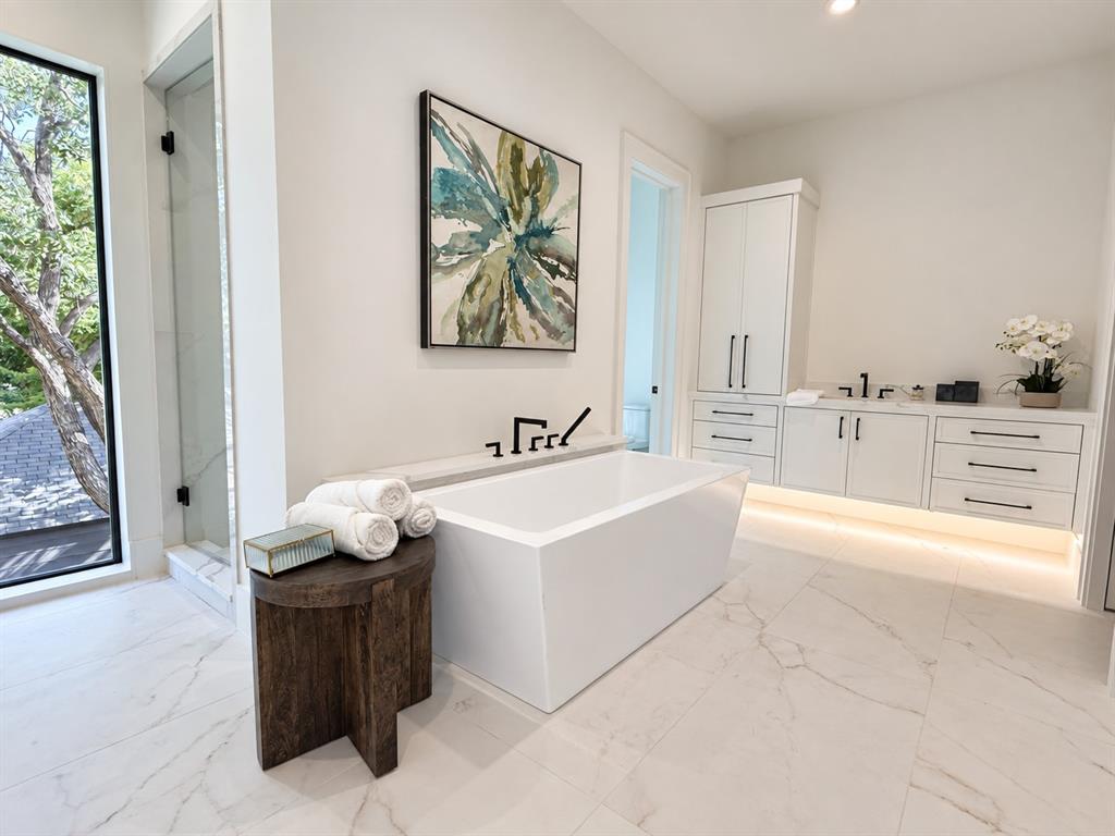3624 N Fitzhugh Avenue, Dallas, TX 75204