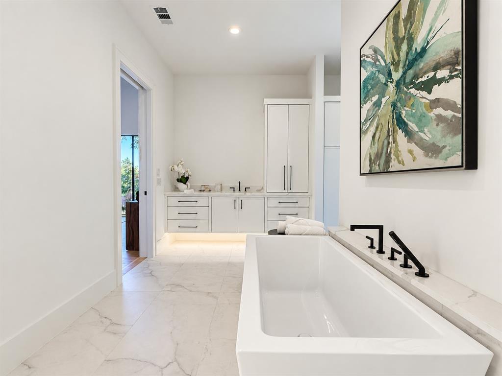 3624 N Fitzhugh Avenue, Dallas, TX 75204