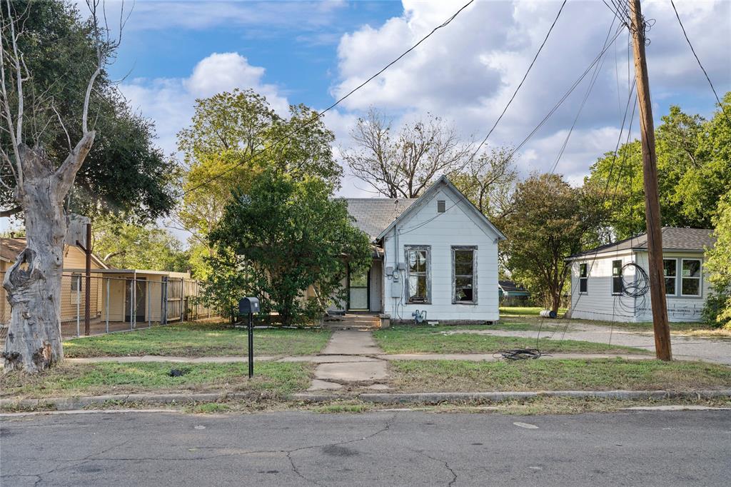 2225 Ross Avenue, Waco, TX 76706