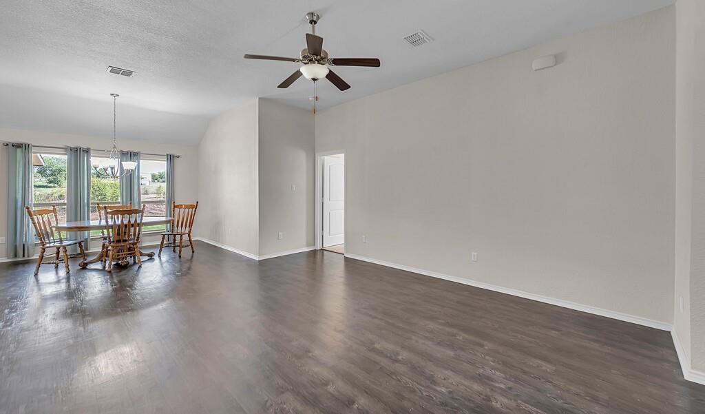 310 Milky Way, Bruceville, TX 76630