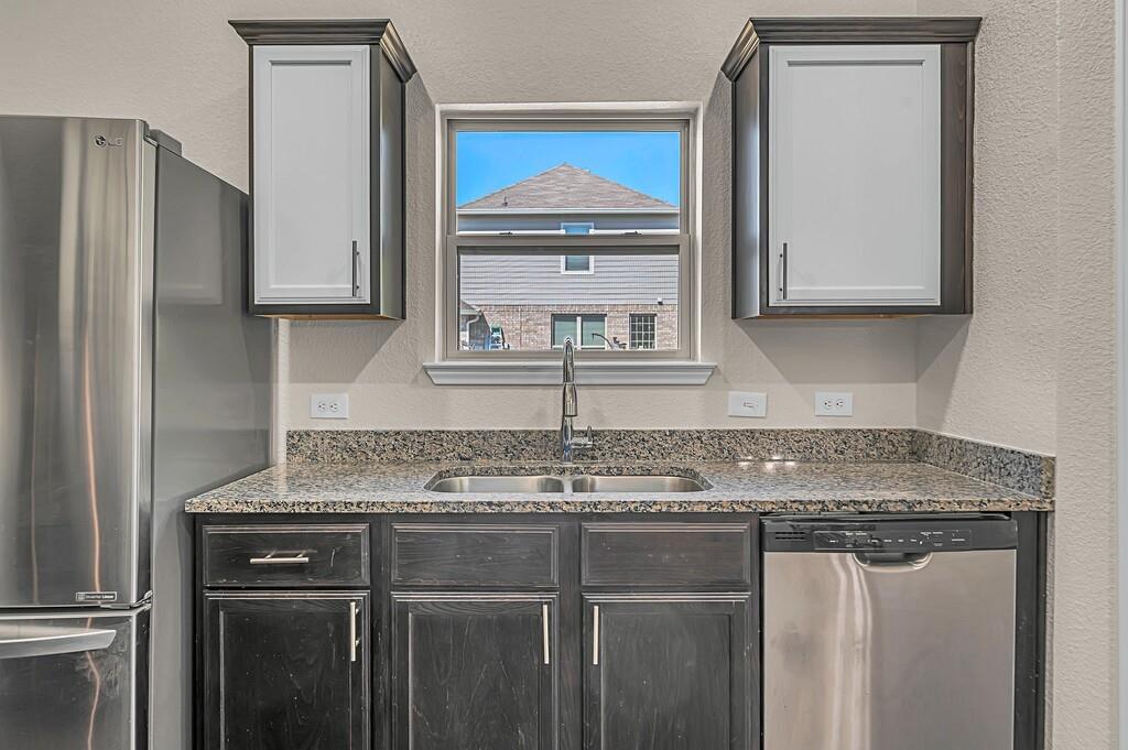 310 Milky Way, Bruceville, TX 76630