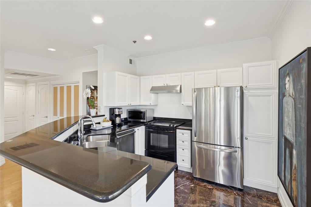 3400 Welborn Street, #423, Dallas, TX 75219