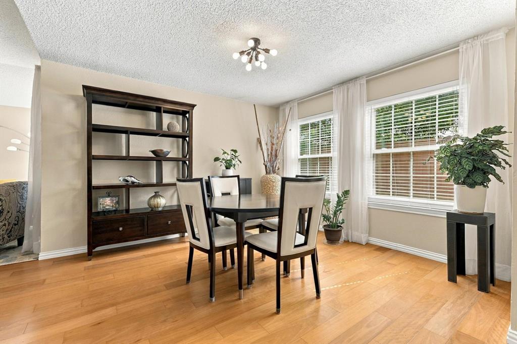 Additional view of the dining room. Additional view of the dining room.