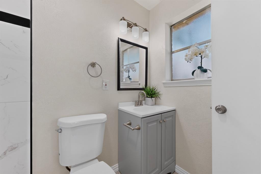 7131 Al Patterson Drive, Dallas, TX 75241