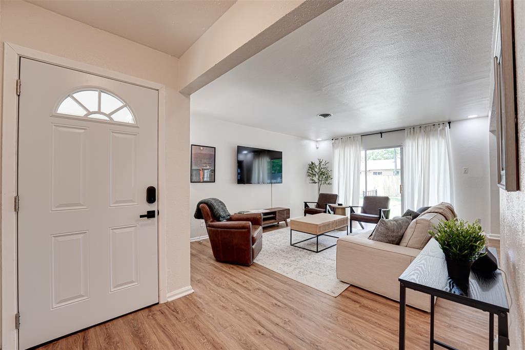 1238 Dumont Drive, Richardson, TX 75080 1238 Dumont Drive, Richardson, TX 75080
