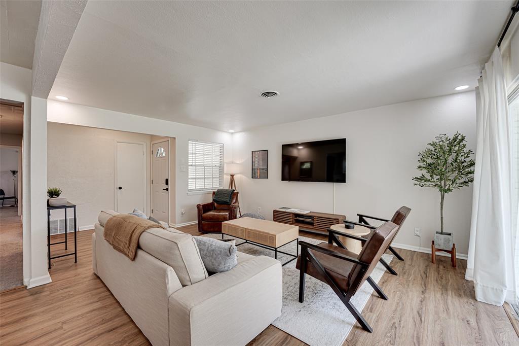 1238 Dumont Drive, Richardson, TX 75080