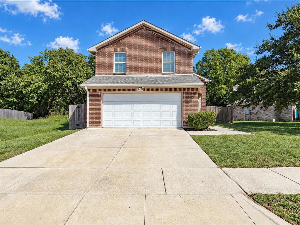 2029 Smokey Mountain Trail, Mesquite, TX 75149