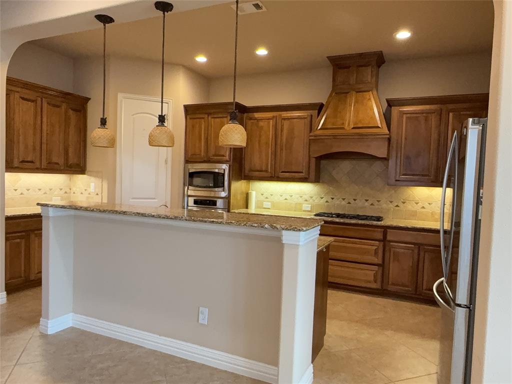 8101 Keechie Drive, McKinney, TX 75070 8101 Keechie Drive, McKinney, TX 75070
