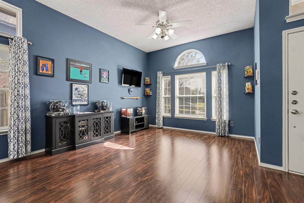 805 Nafus Street, Cedar Hill, TX 75104