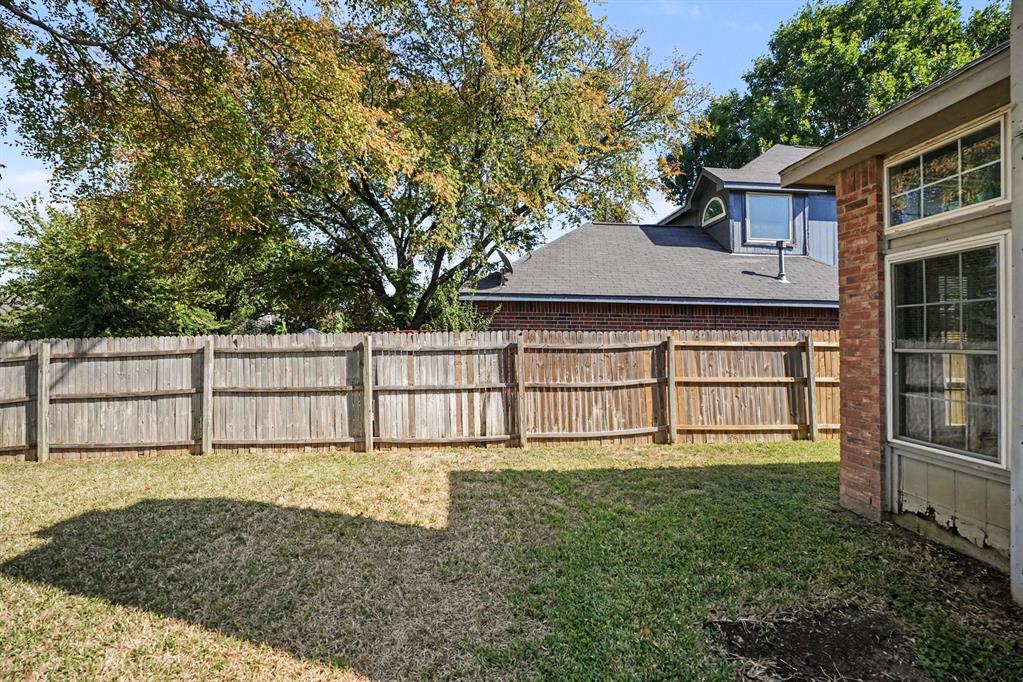 805 Nafus Street, Cedar Hill, TX 75104