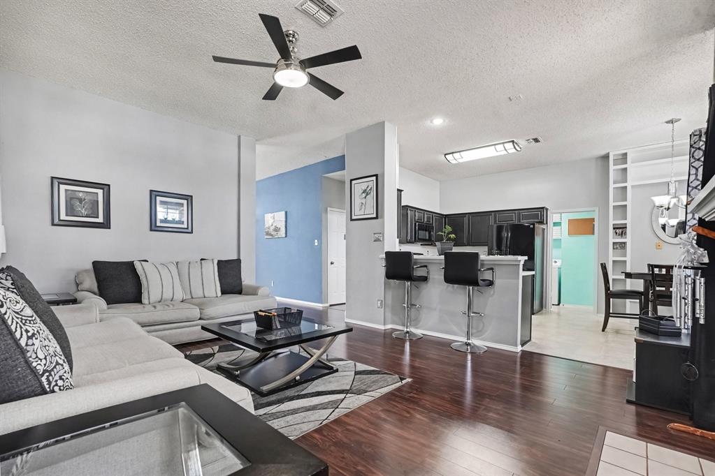 805 Nafus Street, Cedar Hill, TX 75104