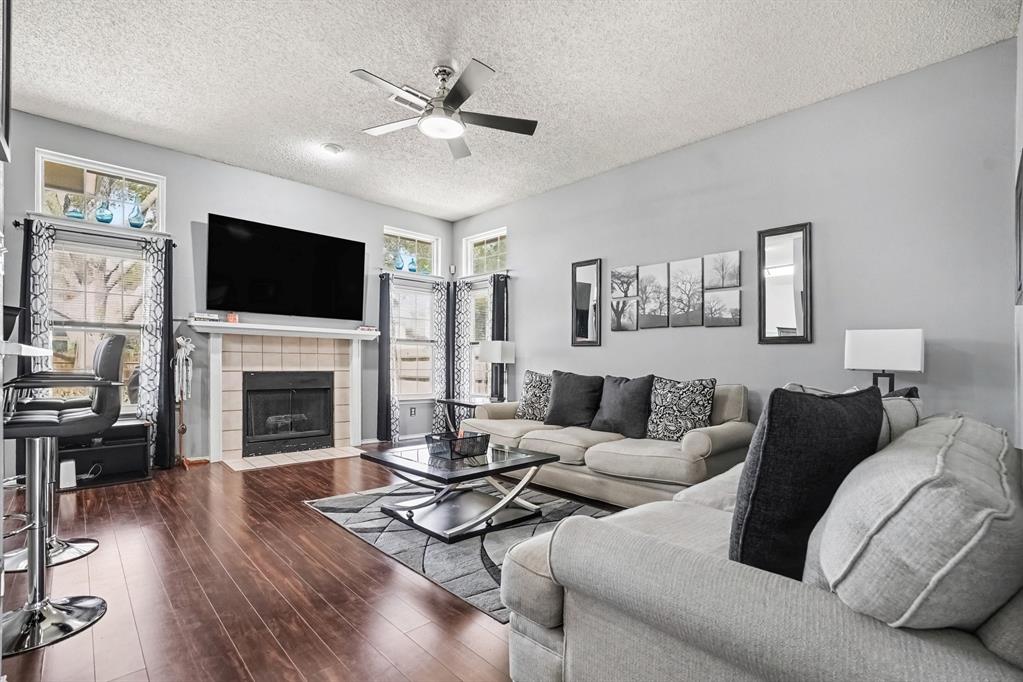 805 Nafus Street, Cedar Hill, TX 75104