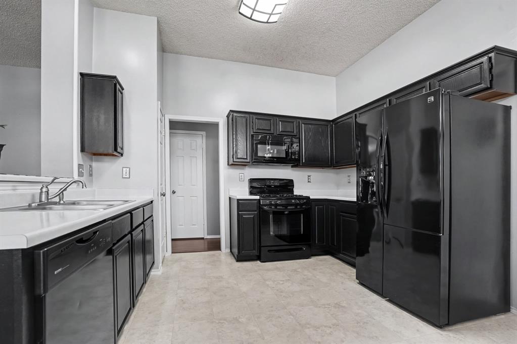 805 Nafus Street, Cedar Hill, TX 75104
